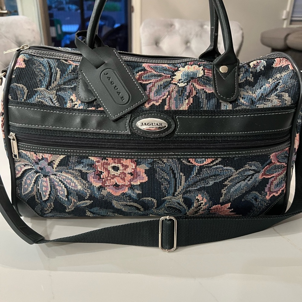 Jaguar travel    Hand Bag Color floral pink and green navy blue leather